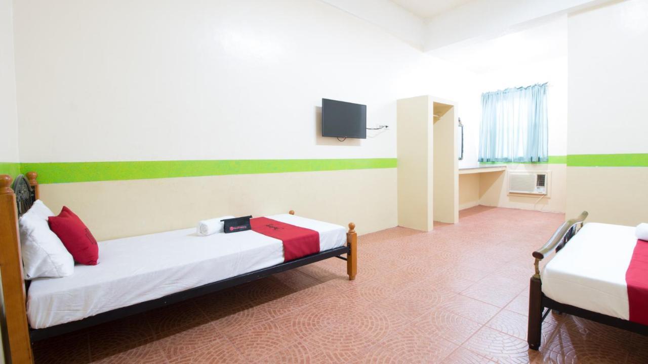 RedDoorz Praferosa Resort Hotel Calamba Exterior foto