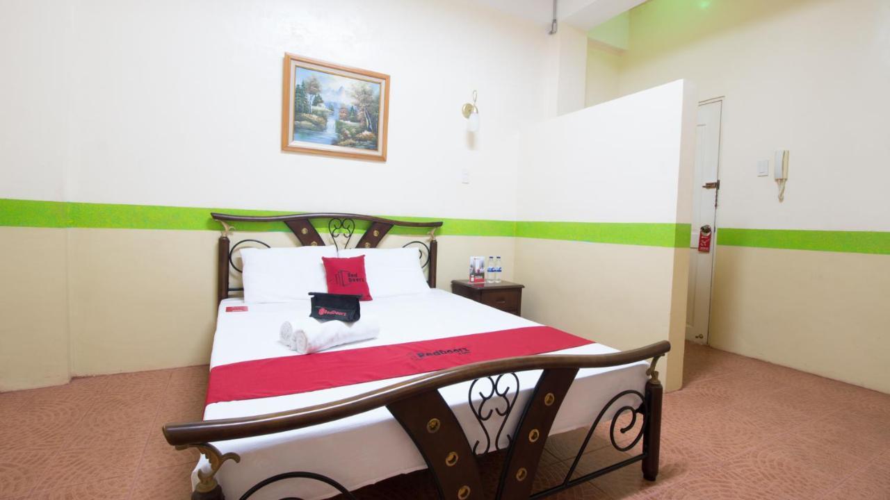 RedDoorz Praferosa Resort Hotel Calamba Exterior foto